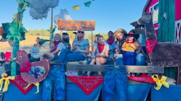 TK-12 Agua Dulce Fair and Parade Float 9.19.2025 iLEAD Agua Dulce 4