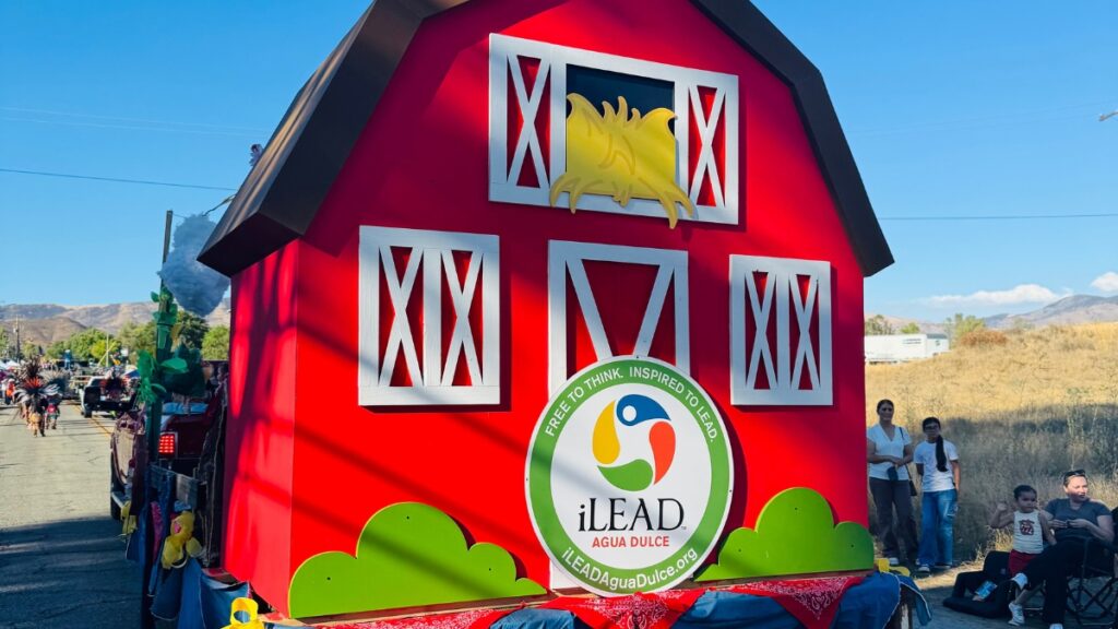 TK-12 Agua Dulce Fair and Parade Float 9.19.2025 iLEAD Agua Dulce 6