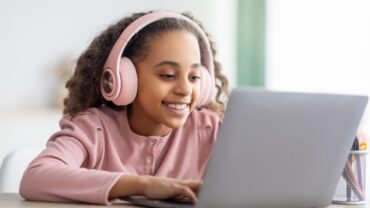 preteen girl laptop