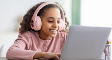 preteen girl laptop